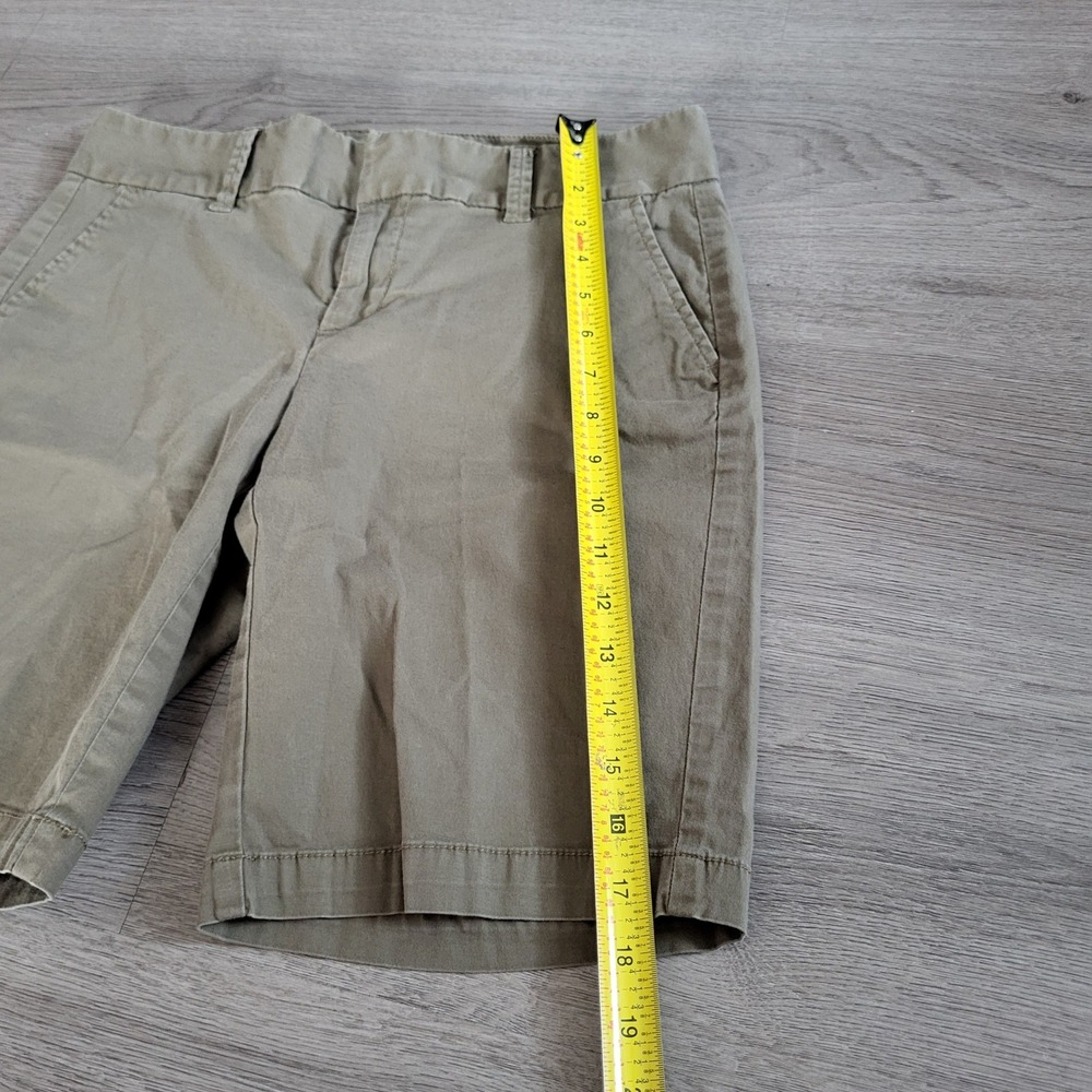 GH Bass & Co Womens Olive Green Chino Shorts Stretch Cotton Size 8 Earthy Casual - Picture 4 of 6